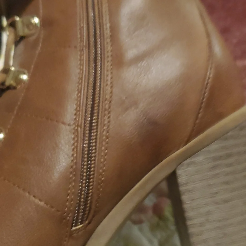 G BY GUESS Booties - Picture 3 of 4